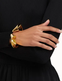 Pleat Cuff